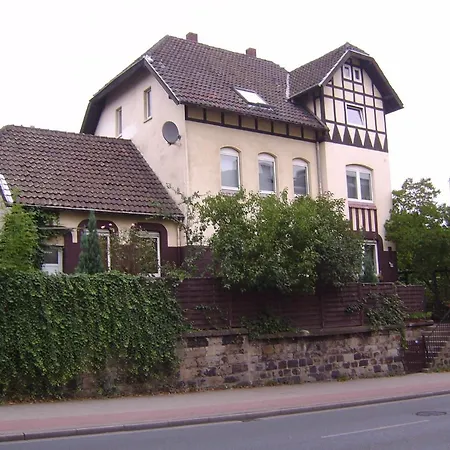 Schoenes 1 Etage Inkl Parkplatz Nach Verfuegbarkeit *
