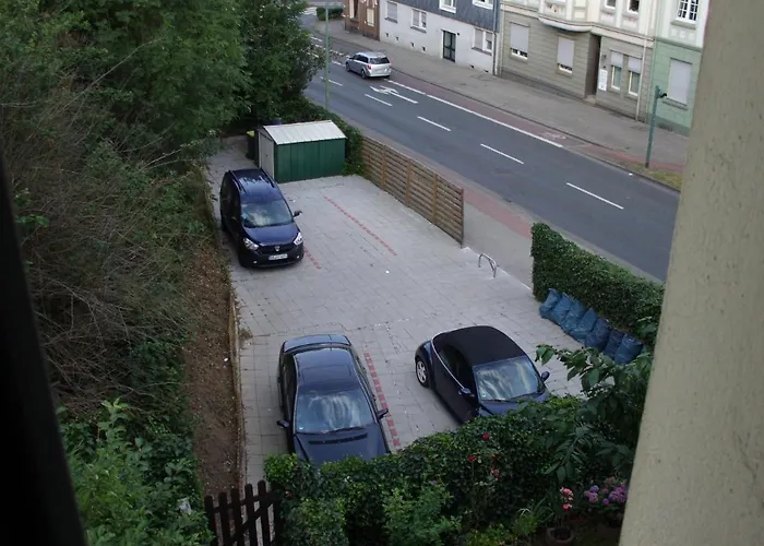 Schoenes 1 Etage Inkl Parkplatz Nach Verfuegbarkeit Essen