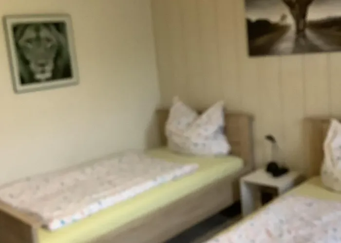 Schoenes 1 Etage Inkl Parkplatz Nach Verfuegbarkeit *